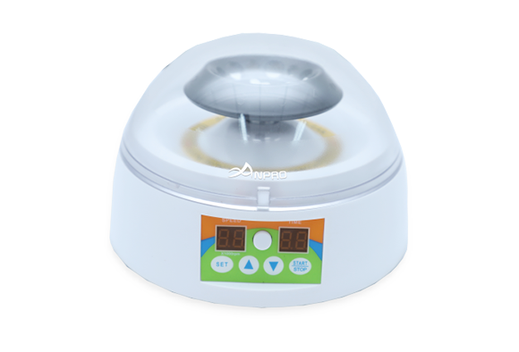 Handheld centrifuge